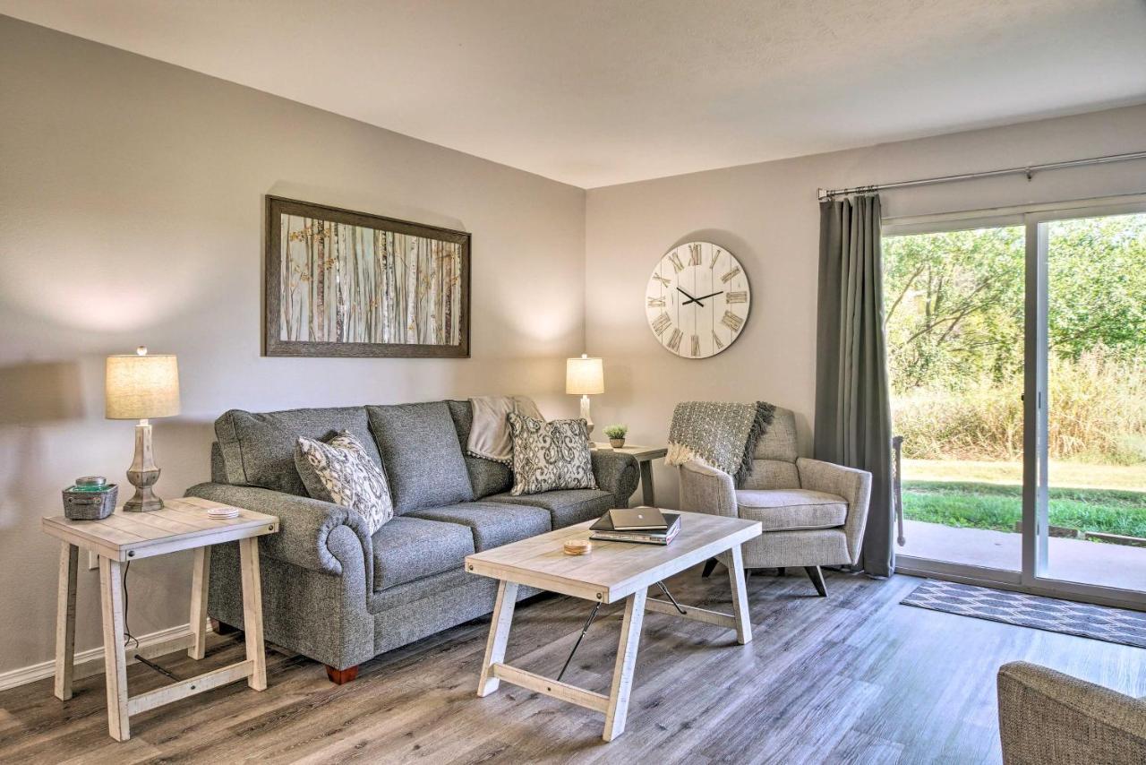 Cozy Condo With Pool Access, 5 Mi To Table Rock Lake แบรนสัน ภายนอก รูปภาพ