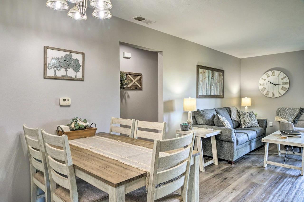 Cozy Condo With Pool Access, 5 Mi To Table Rock Lake แบรนสัน ภายนอก รูปภาพ