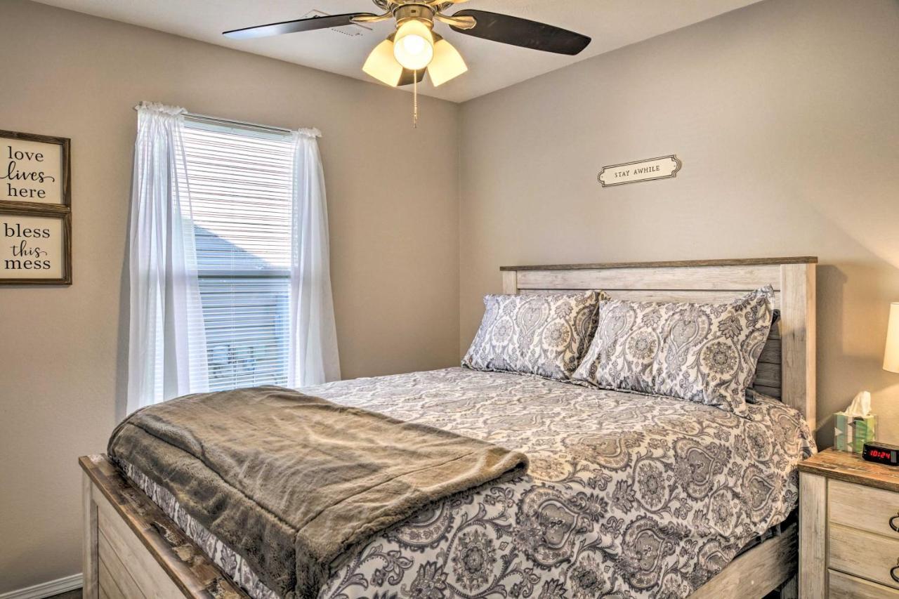 Cozy Condo With Pool Access, 5 Mi To Table Rock Lake แบรนสัน ภายนอก รูปภาพ