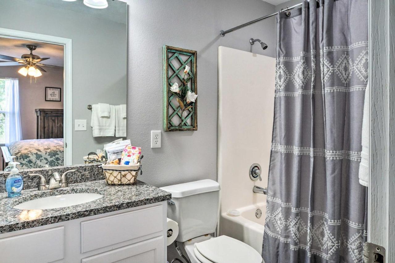 Cozy Condo With Pool Access, 5 Mi To Table Rock Lake แบรนสัน ภายนอก รูปภาพ